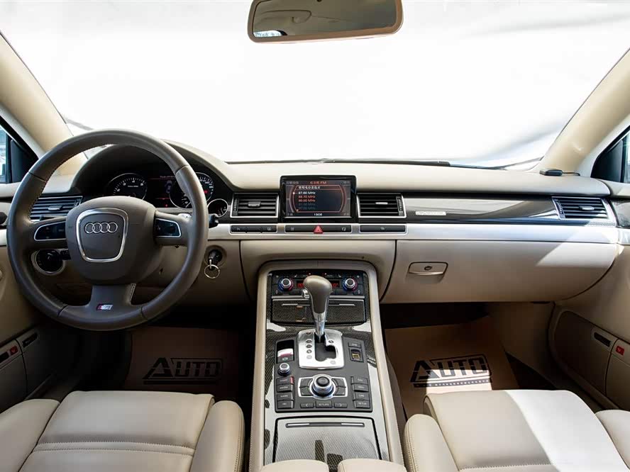 Audi S8 2009 car image #7