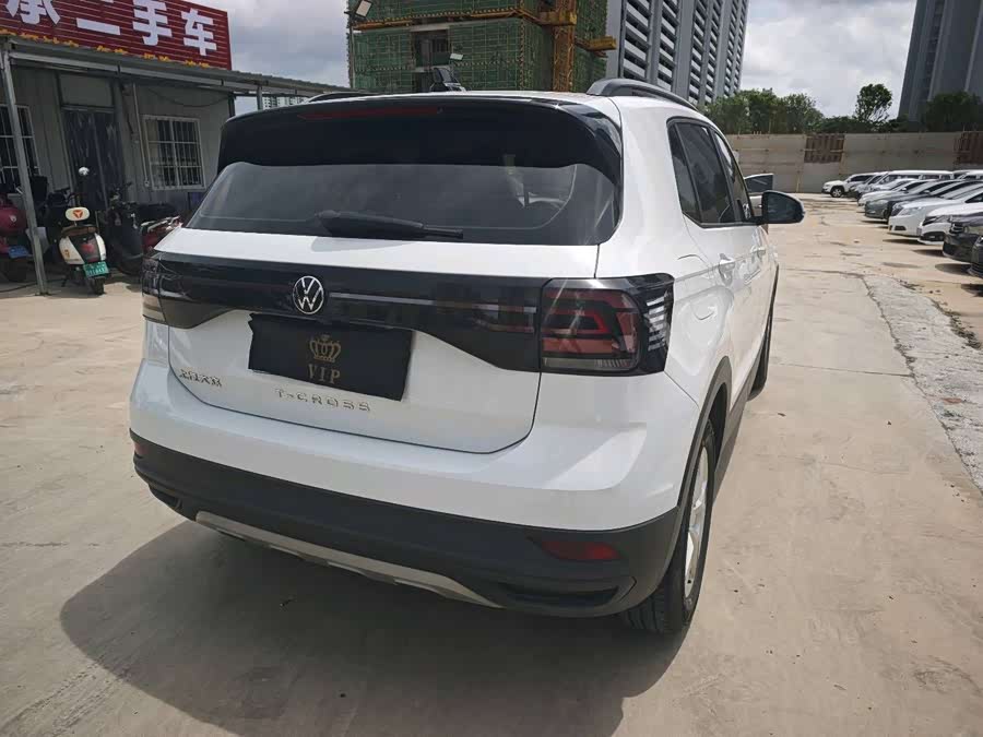 Volkswagen T-Cross 2023 car image #7