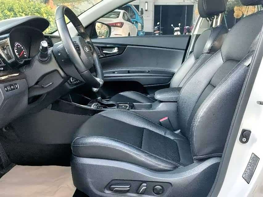 起亚 起亚K4 2016 汽车图片 #7