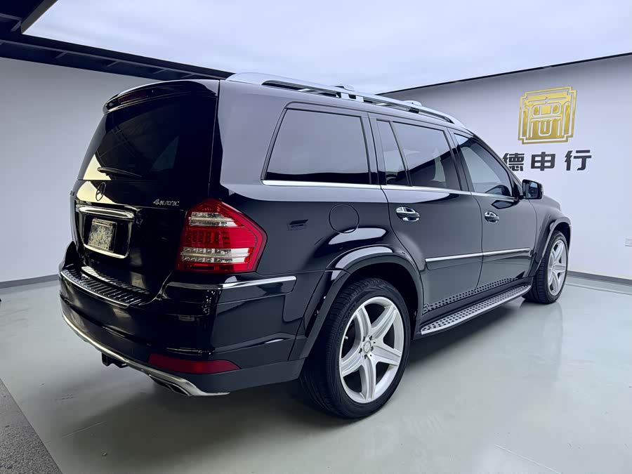 Mercedes-Benz GL Class 2011 car image #7