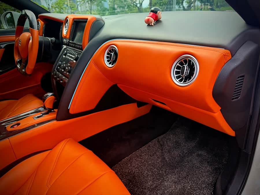 日产 日产GT-R 2010 汽车图片 #7