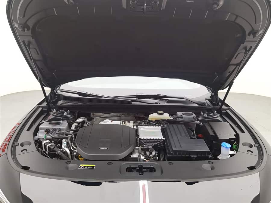 HongQi H5 PHEV 2025 #7 HongQi H5 PHEV 2025 car image #7