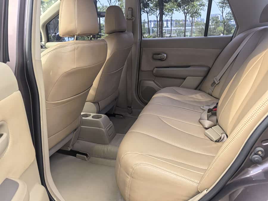 日产 颐达 2009 汽车图片 #7