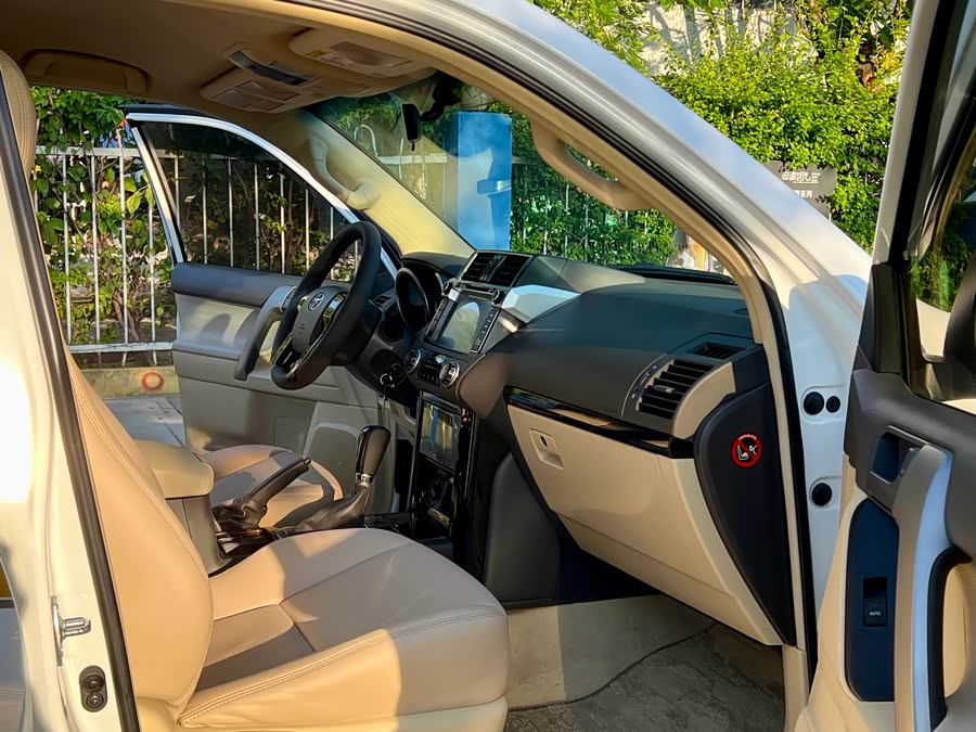 Toyota Prado (Imported) 2015 car image #7