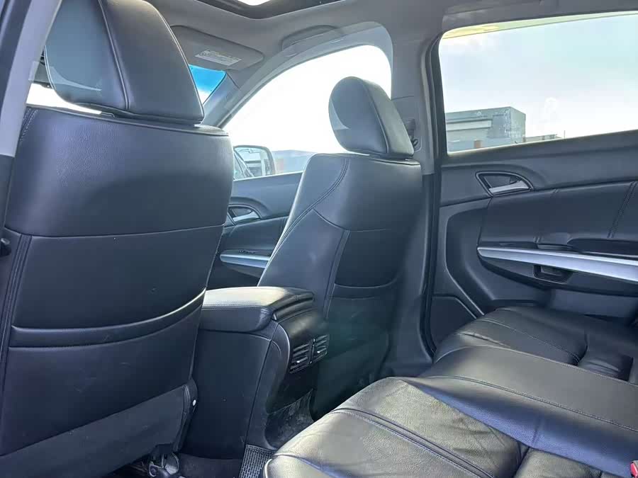 Honda CROSSTOUR 2013 immagine di auto #7