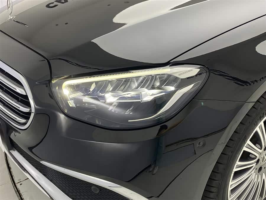 Mercedes-Benz E Class 2022 car image #7