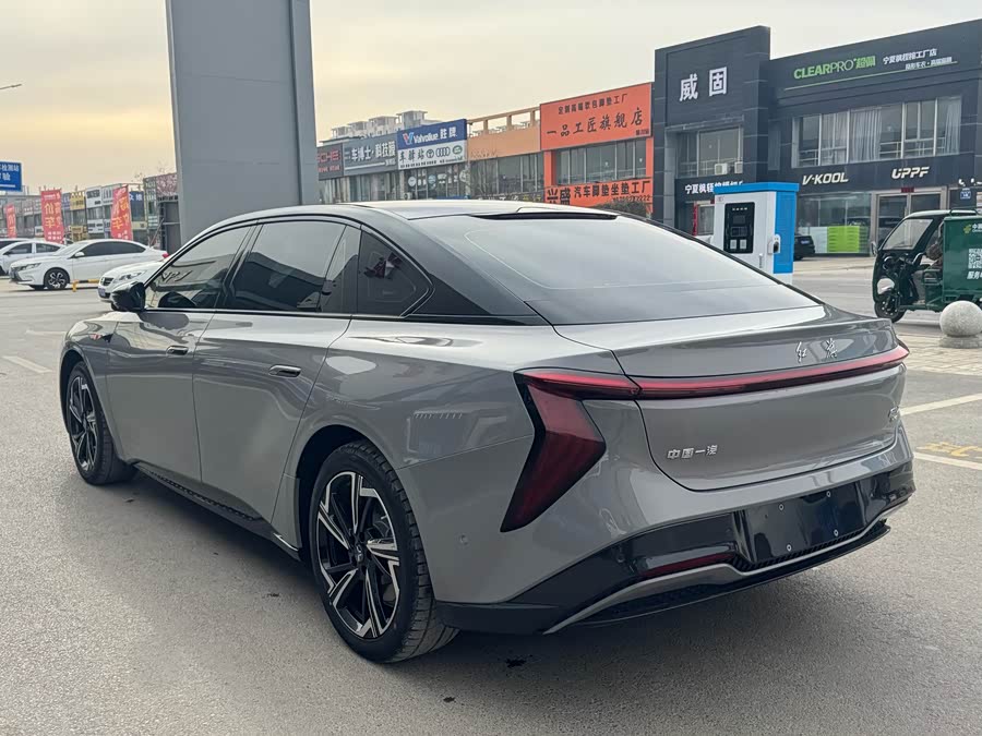 HongQi EH7 2024 #7 HongQi EH7 2024 car image #7