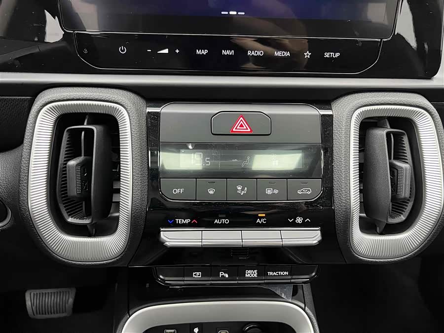 Kia Sonet 2024 صورة سيارة #7