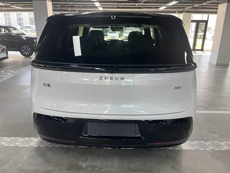 Zeekr MIX 2024 صورة سيارة #7