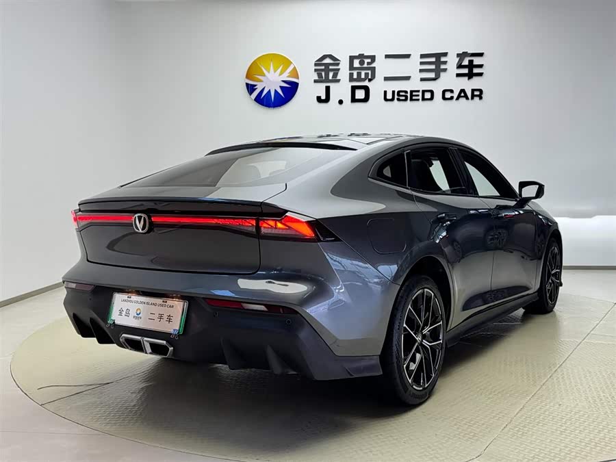 Changan UNI-V iDD 2024 #7 Changan UNI-V iDD 2024 car image #7