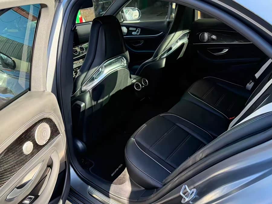 Mercedes-Benz E AMG 2021 immagine di auto #7