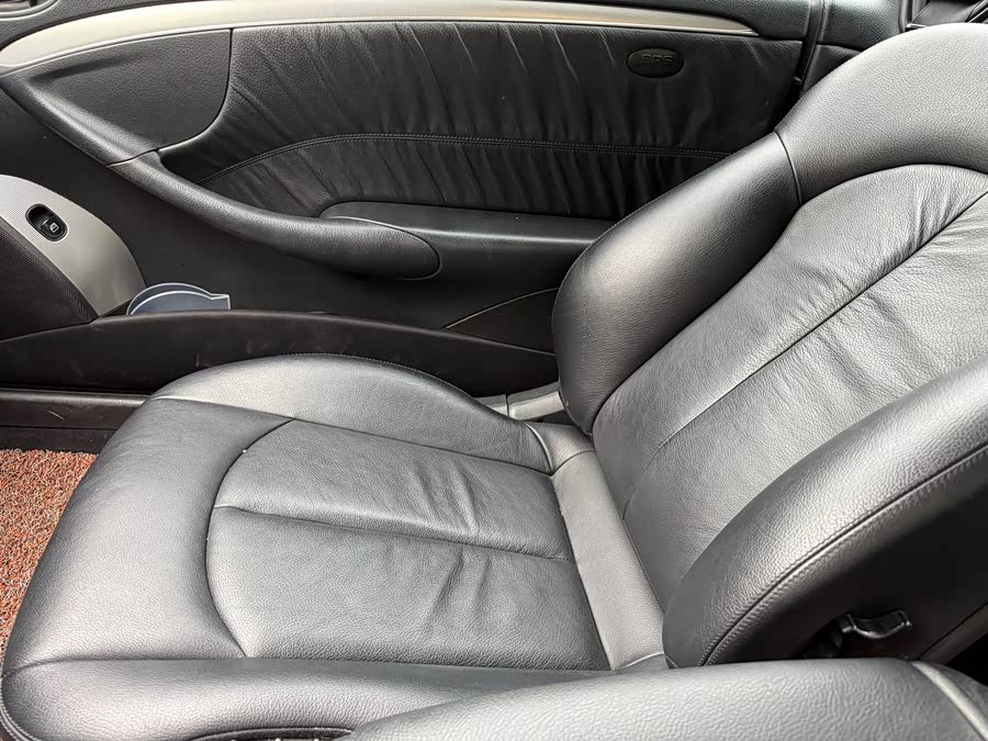 Mercedes-Benz CLK Class 2008 car image #7