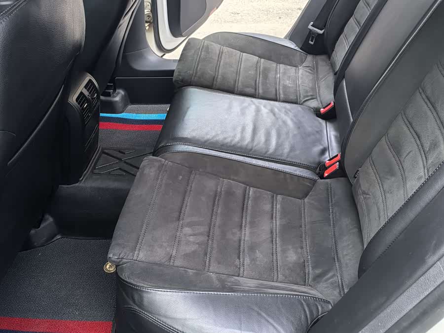 大众 Passat 2011 #7 大众 Passat 2011 汽车图片 #7