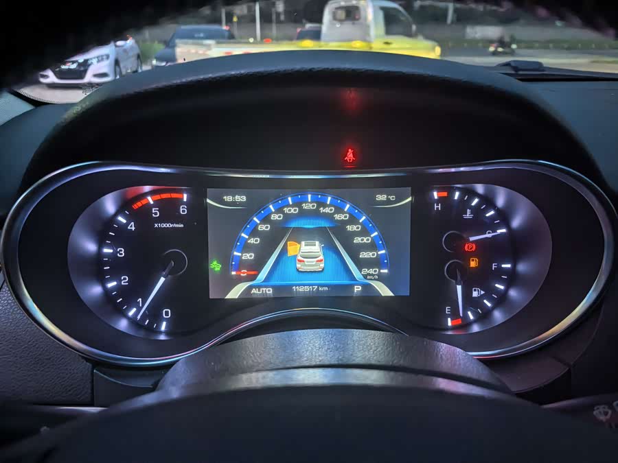 Haval H8 2018 car image #7