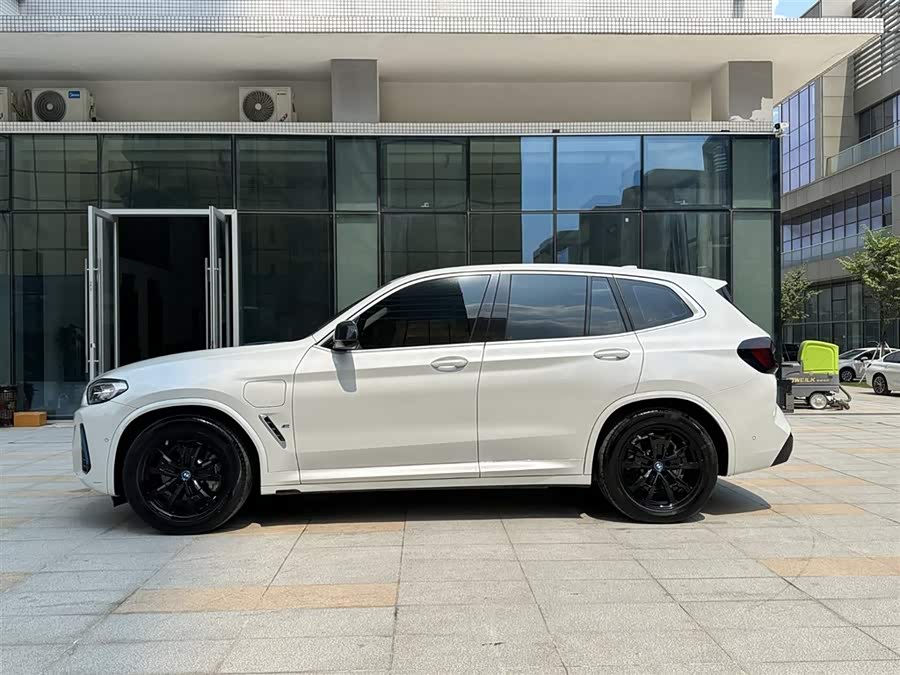 BMW iX3 2022 #7 BMW iX3 2022 immagine di auto #7