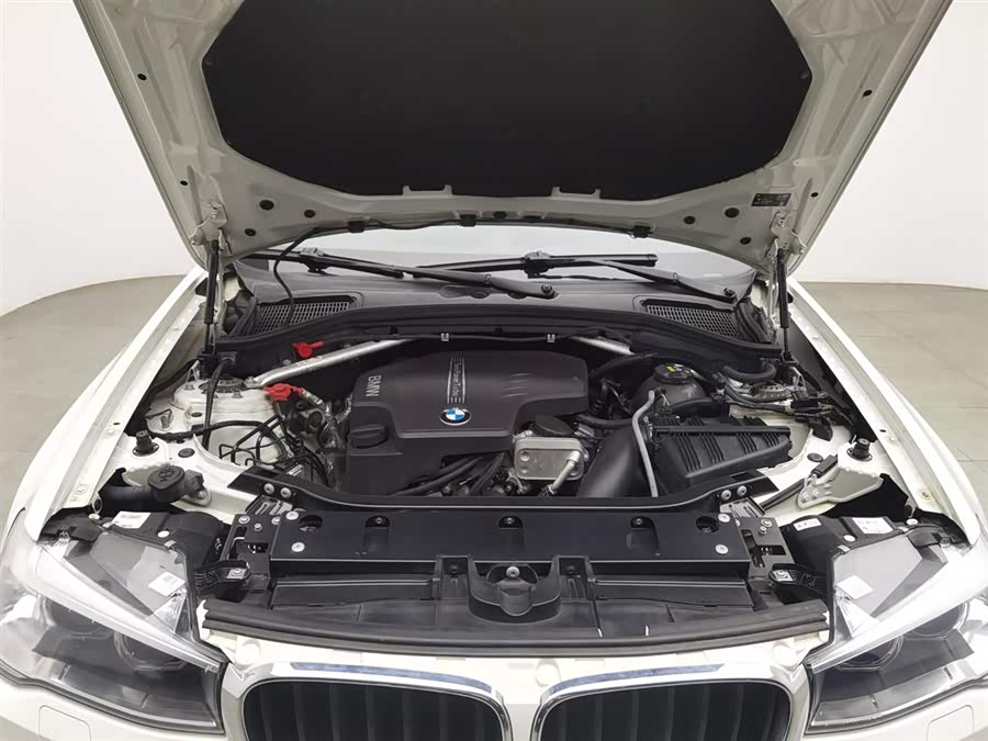 BMW X4 2017 car image #7