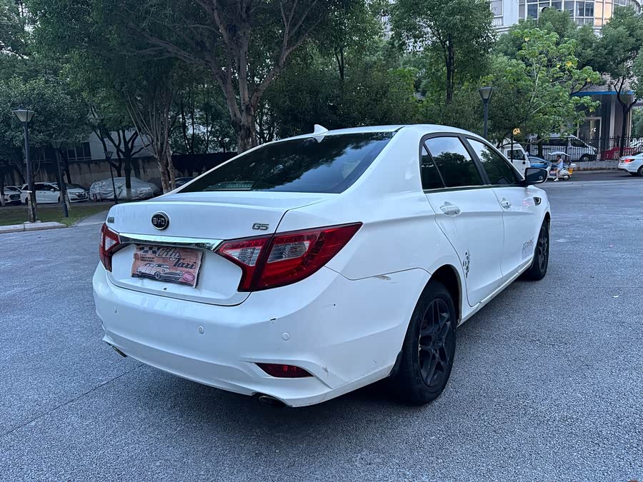 BYD G5 2015 #7 BYD G5 2015 изображение автомобиля #7