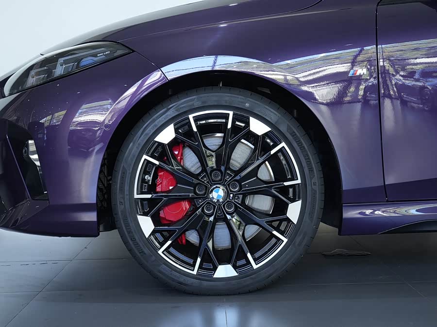 BMW M235L car image #7