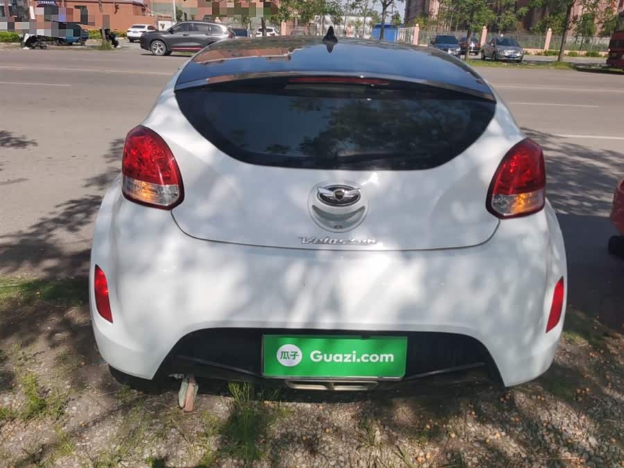 Hyundai Veloster 2015 #7 Hyundai Veloster 2015 car image #7