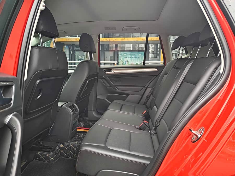 Volkswagen Golf Sportsvan 2019 car image #7