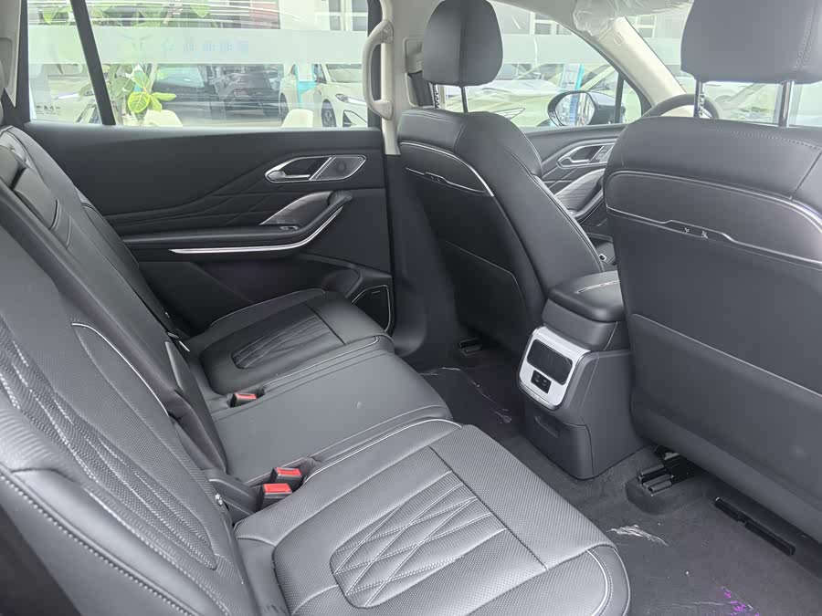 HongQi HS7 PHEV 2024 #7 HongQi HS7 PHEV 2024 car image #7