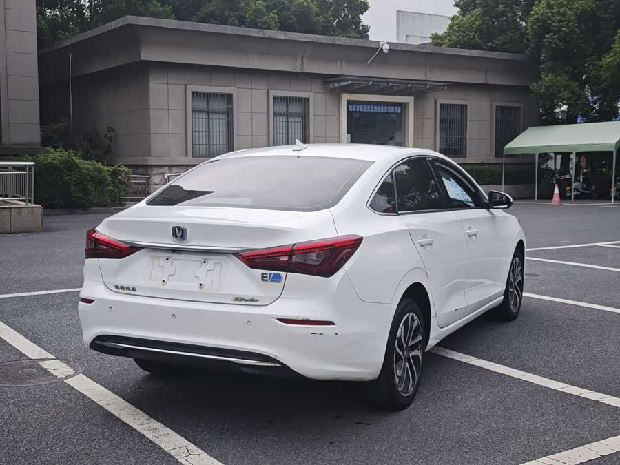 Changan Eado EV 2019 car image #7