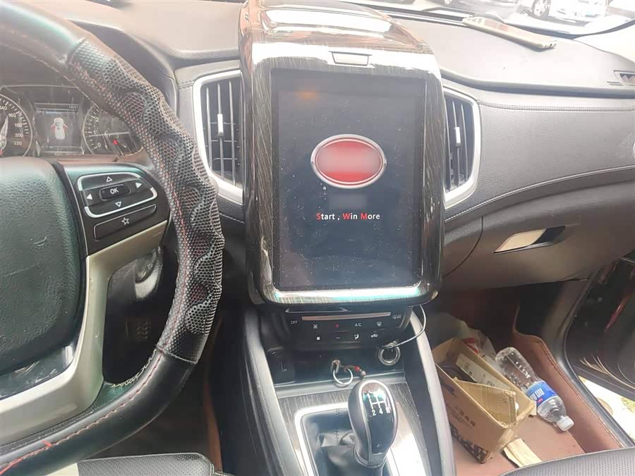 SWM X7 2018 imagen de coche #7