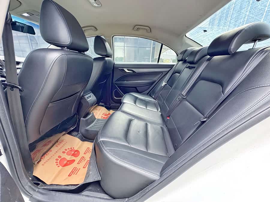 GEELY Emgrand New Energy 2018 #7 GEELY Emgrand New Energy 2018 car image #7