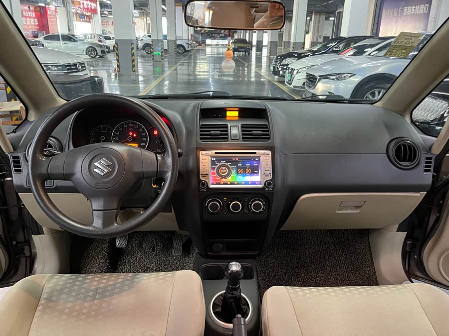 Suzuki SX4 Sedan 2013 imagem de carro #7