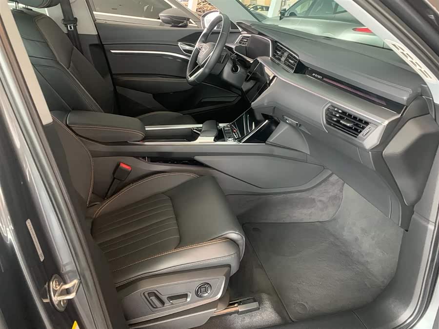 Mercedes-Benz SLK AMG 2022 car image #7