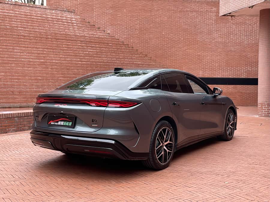BYD HanL 2025 car image #7