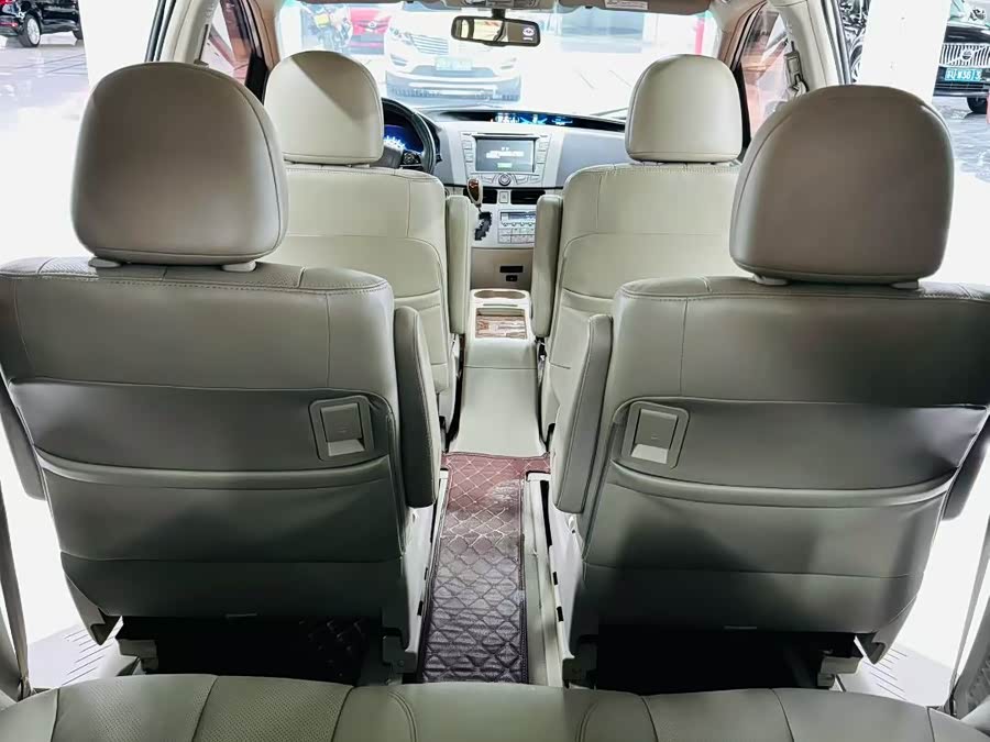 BYD M6 2014 #7 BYD M6 2014 car image #7