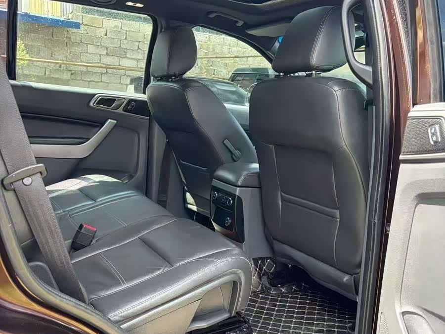 Ford Everest 2017 car image #7