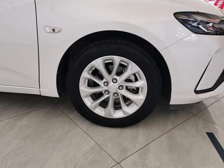 雪佛兰 科鲁泽 2023 汽车图片 #7