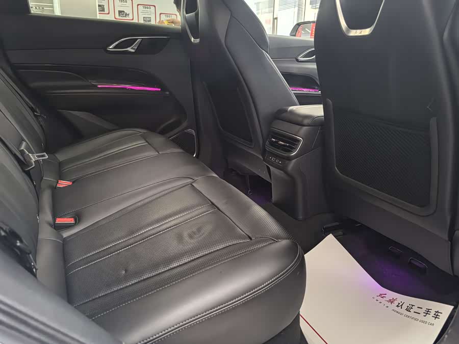 HongQi HS3 2023 #7 HongQi HS3 2023 car image #7