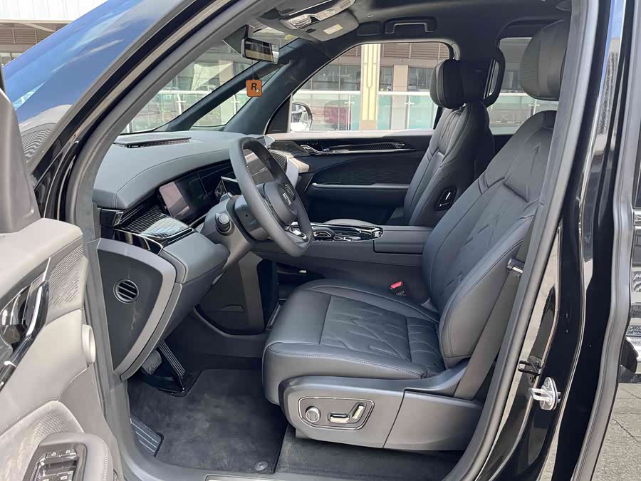 Volkswagen Phideon 2025 immagine di auto #7