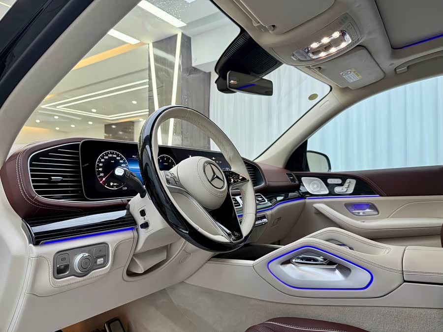 Mercedes-Benz Maybach GLS 2024 car image #7