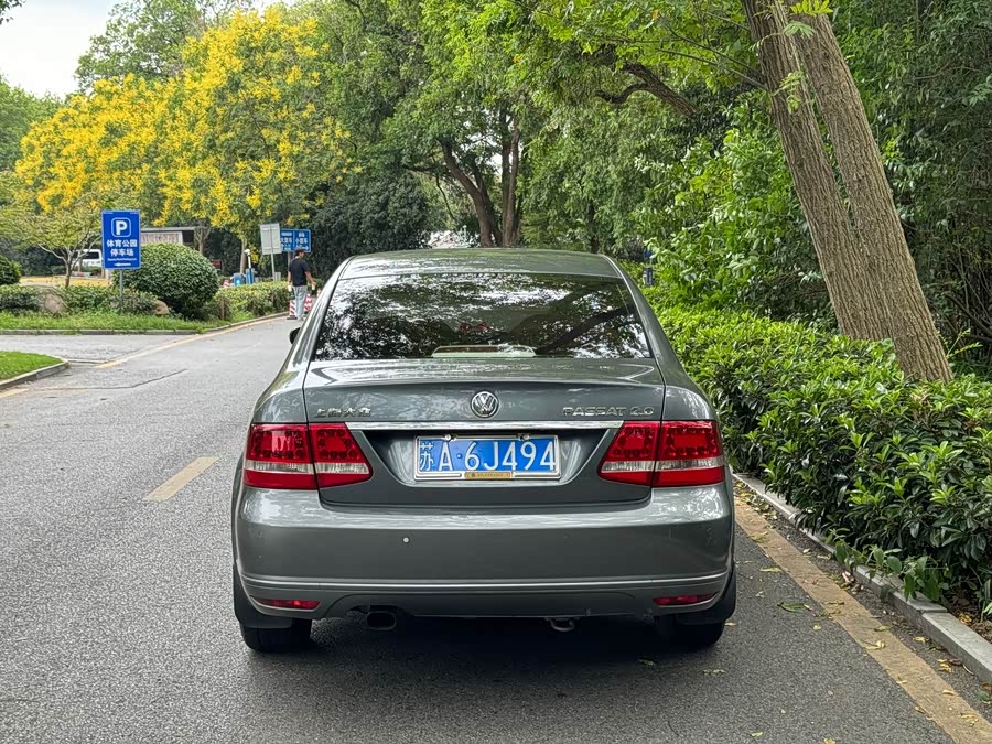 Volkswagen Passat Lingyu 2010 #7 Volkswagen Passat Lingyu 2010 car image #7