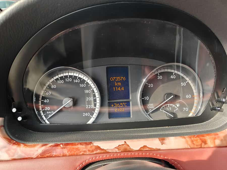 奔驰 唯雅诺 2016 汽车图片 #7