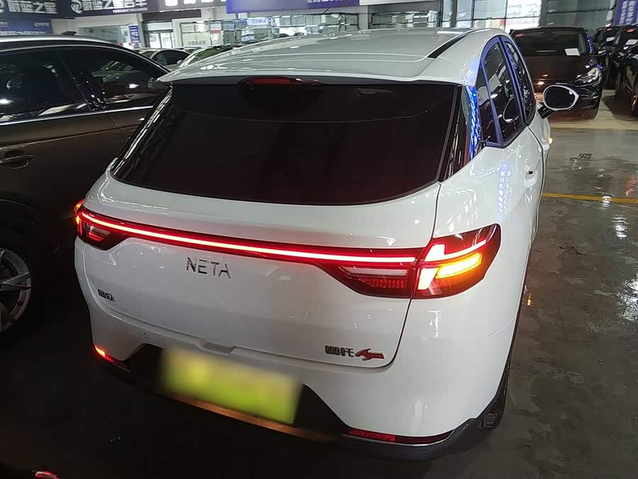 哪吒汽车 哪吒AYA 2024 汽车图片 #7