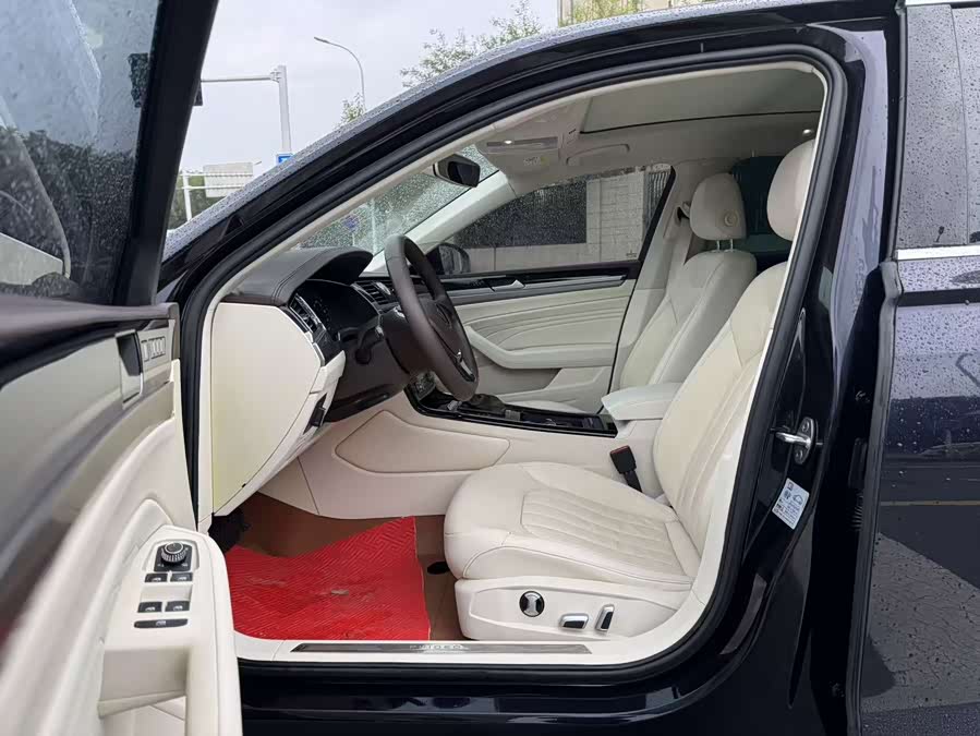 Volkswagen Phideon 2020 immagine di auto #7