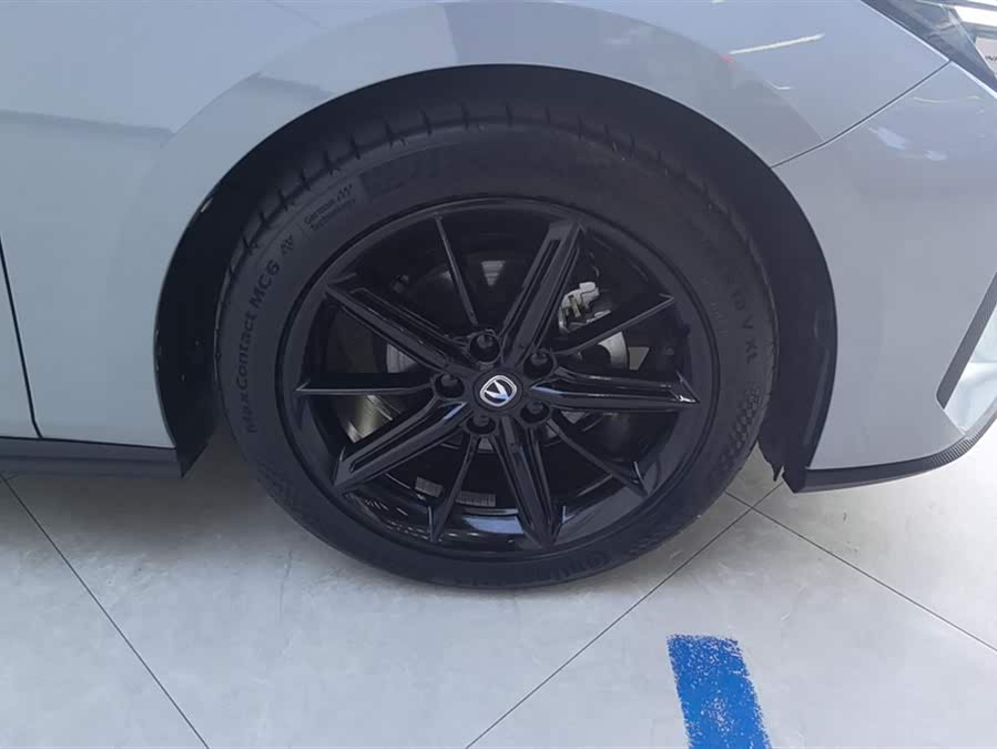Changan UNI-V 2023 car image #7