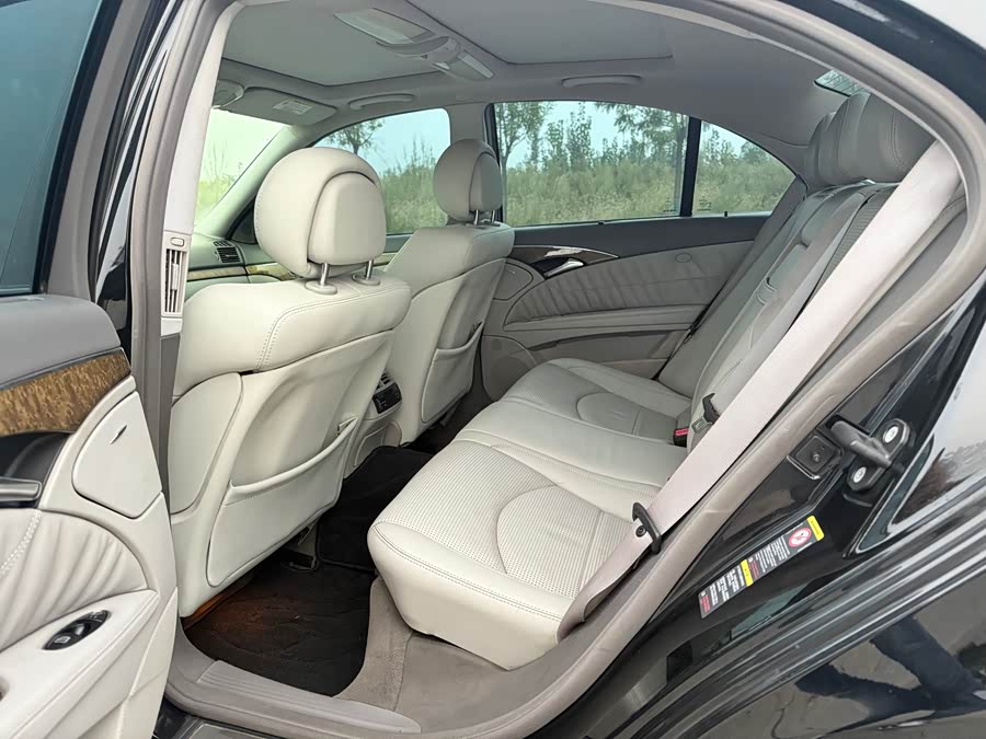 Mercedes-Benz E AMG 2008 immagine di auto #7