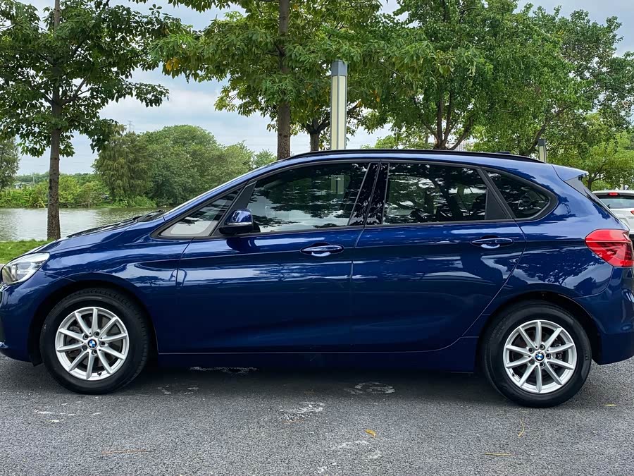 BMW 2 Series Tourer 2016 car image #7