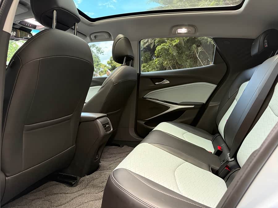 Chevrolet Charm 2022 car image #7