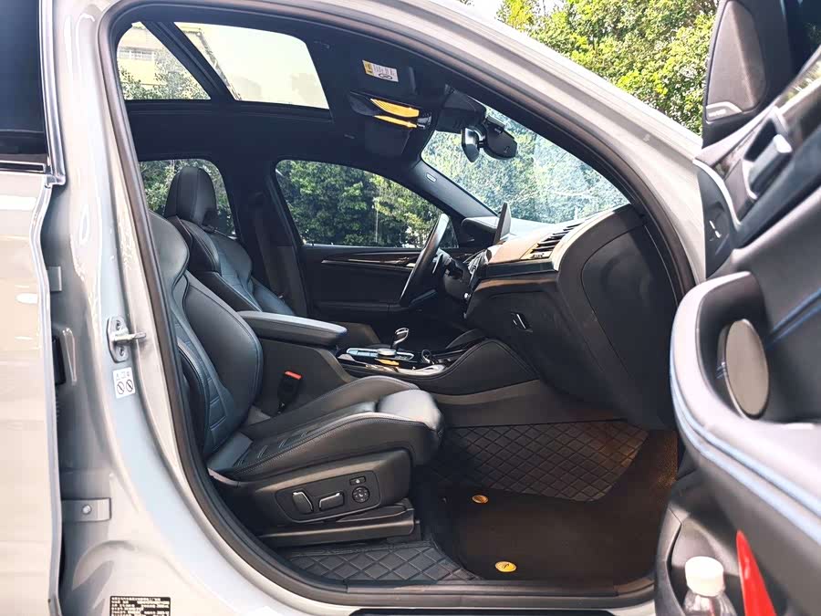 BMW X4 M40i 2024 #7 BMW X4 M40i 2024 car image #7