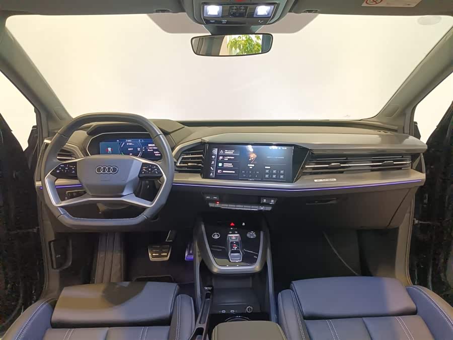 Audi Q4 e-tron 2024 #7 Audi Q4 e-tron 2024 immagine di auto #7