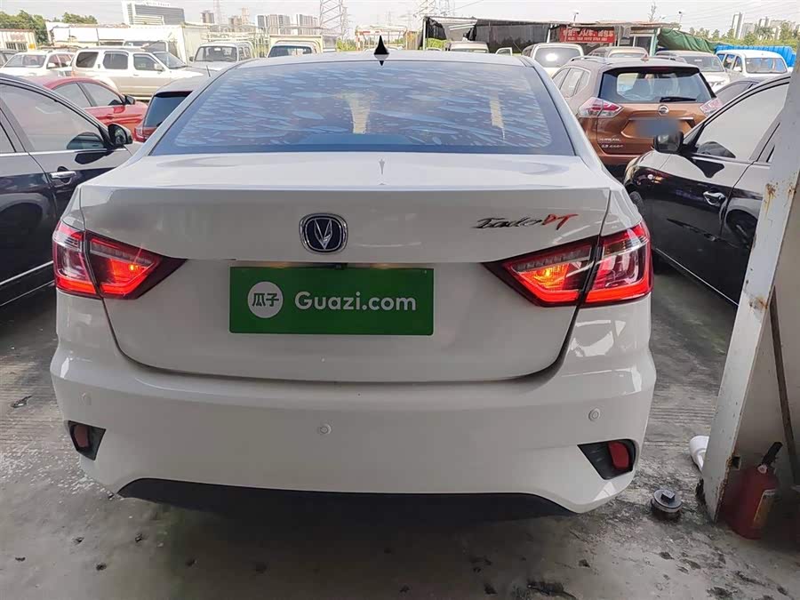 Changan Eado DT 2019 #7 Changan Eado DT 2019 car image #7