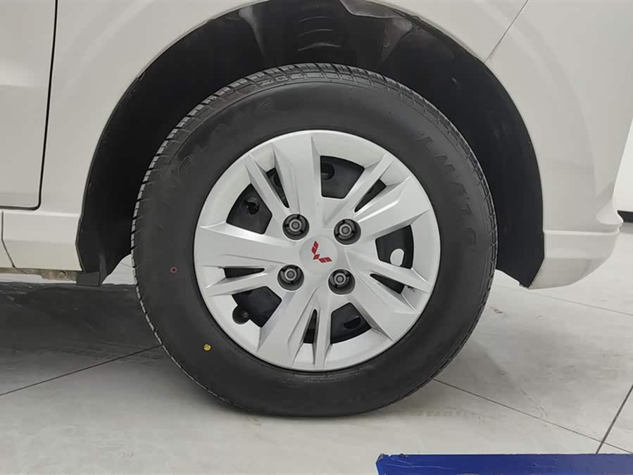 五菱汽车 五菱宏光 2025 #7 五菱汽车 五菱宏光 2025 汽车图片 #7