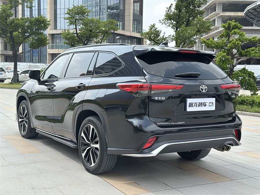 Toyota Crown Kluger 2023 immagine di auto #7